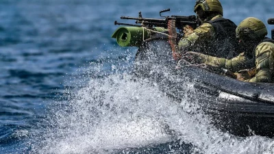 Turkish Marines armed with FN Minimi