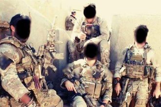 Special Air Service - SAS operators are posing with their weaponry