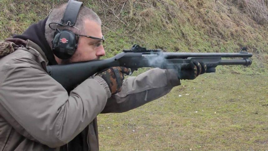 FABARM SDASS Tactical shotgun