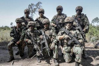 Portuguese Army Special Operations Forces (PRT SOF) with FN SCARs and FN Minimi