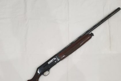 Beretta A304 semi-automatic shotgun in 12/70 caliber