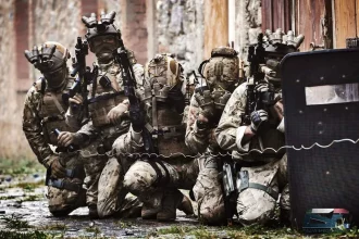 GOI operators from COMSUBIN during the breacher training