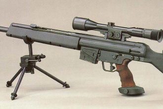 Heckler and Koch PSG1 on tripod