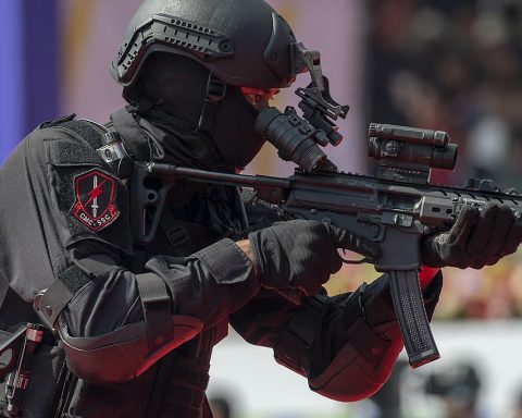 SIG MPX with ROC Marine Corps Special Service Company Operator