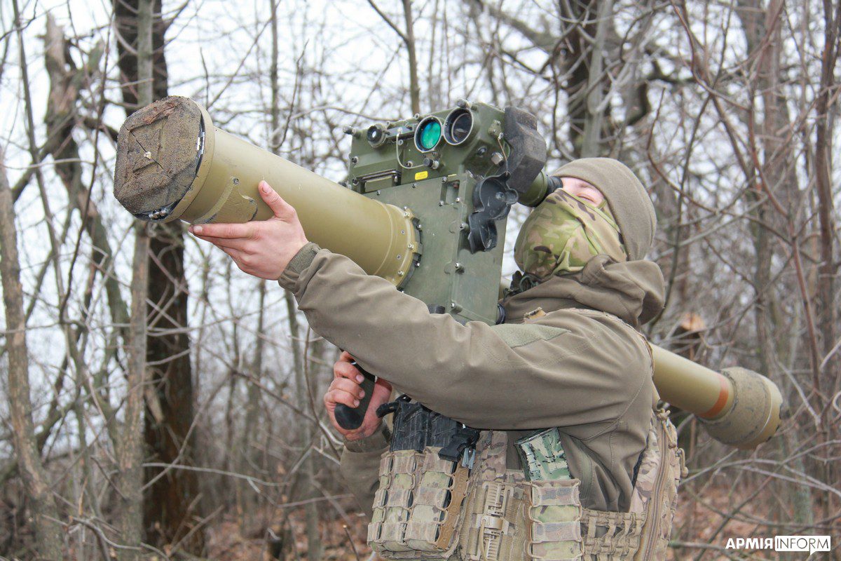 Ukrainian soldier firing Thales LMM Martlet shoulder launcher during field operation
